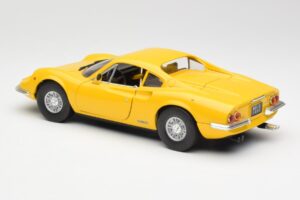 Ferrari Dino 246 GT Amarillo Anson 1:18 30301W Metal - imagen 7 de 8