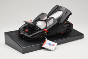 Ferrari Enzo Matt Black Edición Limitada BBR 1:18 HE180029 Metal - imagen 2 de 9