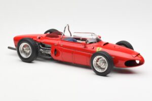 Ferrari Dino 156 Sharknose F1 1961 CMC 1:18 M-078 Metal - imagen 4 de 6