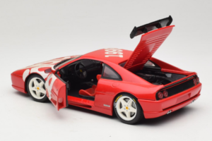 Ferrari F355 Berlinetta Rojo con ruedas blancas UT Models 1:18 180074020-P2 Metal - imagen 5 de 8
