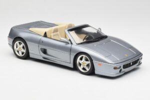 Ferrari F355 Spider Plata Hot Wheels 1:18 23907-M1 Metal - imagen 6 de 8