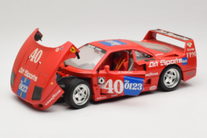 Ferrari F40 #40 J-P. Jabouille / O. Grouillard Art Sports 1987 Bburago 1:18 3332-A1 Metal - imagen 2 de 8