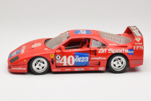 Ferrari F40 #40 J-P. Jabouille / O. Grouillard Art Sports 1987 Bburago 1:18 3332-A1 Metal - imagen 4 de 8