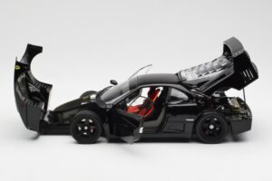 Ferrari F40 Negro Kyosho 1:18 08416BK Metal - imagen 5 de 10