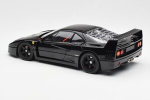 Ferrari F40 Negro Kyosho 1:18 08416BK Metal - imagen 9 de 10