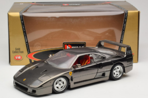 Ferrari F40 Chrome Black Bburago 1:18 3401-B1 Metal - imagen 8 de 8