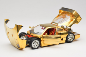 Ferrari F40 Chrome Gold Limited Edition 250 pcs Bburago 1:18 3332-G1 Metal - imagen 2 de 8