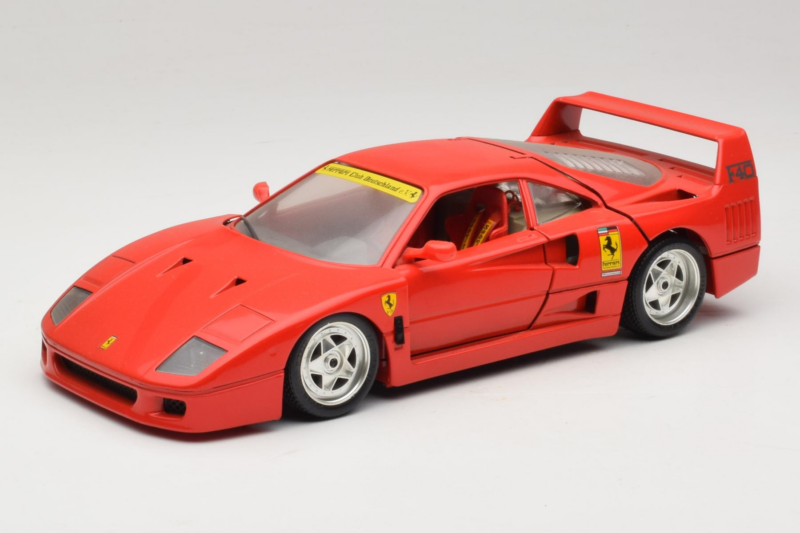 Ferrari F40 Club Deutschland Rojo Bburago 1:18 3032-L3 Metal