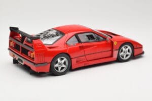 Ferrari F40 Competizione Test Version Rojo Hot Wheels 1:18 P9922 Metal - imagen 3 de 8