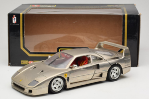 Ferrari F40 Dark Chrome Silver Kroymans Edición Limitada Bburago 1:18 3032-C2 Metal - imagen 8 de 8