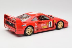 Ferrari F40 Evoluzione Bburago 1:18 3042 Metal - imagen 3 de 8