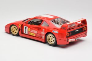 Ferrari F40 Evoluzione Bburago 1:18 3042 Metal - imagen 7 de 8