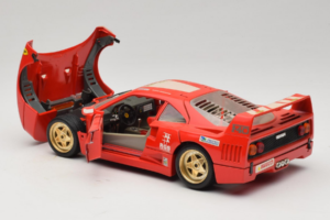 Ferrari F40 Evoluzione #1 Pirelli Rojo 1992 Bburago 1:18 3042-P1 Metal - imagen 5 de 8