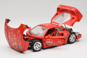 Ferrari F40 Evoluzione FC Nürnberg Special Edition Rojo Bburago 1:18 3042-FCN Metal - imagen 2 de 8