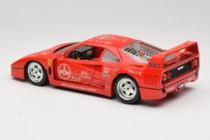 Ferrari F40 Evoluzione FC Nürnberg Special Edition Rojo Bburago 1:18 3042-FCN Metal - imagen 7 de 8