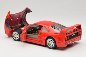 Ferrari F40 Evoluzione Rojo Master Line Bburago 1:18 3042-M1 Metal - imagen 5 de 8