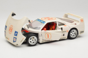 Ferrari F40 #1 Expert Blanco 1987 Bburago 1:18 3332-W2 Metal - imagen 2 de 8