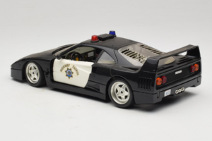 Ferrari F40 Highway Patrol Negro Blanco Bburago 1:18 3022-H1 Metal - imagen 7 de 8