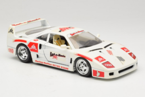 Ferrari F40 Kart-o-Mania Blanco Bburago 1:18 3332-W3 Metal - imagen 6 de 8