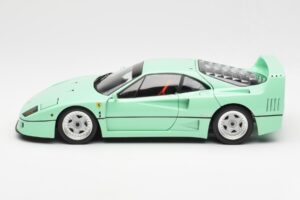 Ferrari F40 Verde Menta Kyosho 1:18 08416MG Metal - imagen 6 de 10