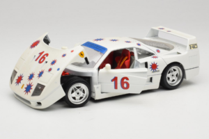 Ferrari F40 #16 Borsenmodells Blanco Limited Edition 333 pcs 1987 Bburago 1:18 3332-W1 Metal - imagen 2 de 8