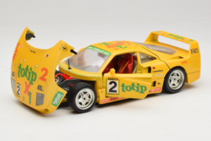 Ferrari F40 Totip Jolly Club #2 Amarillo Bburago 1:18 3332-Y1 Metal - imagen 2 de 8