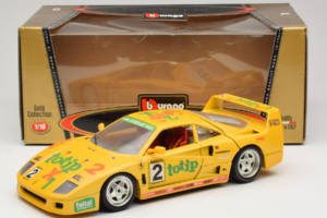 Ferrari F40 Totip Jolly Club #2 Amarillo Bburago 1:18 3332-Y1 Metal - imagen 8 de 8