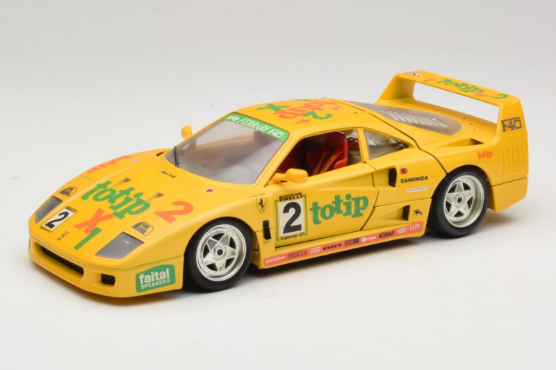 Ferrari F40 Totip Jolly Club #2 Amarillo Bburago 1:18 3332-Y1 Metal