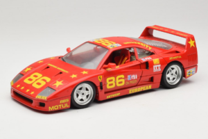 Ferrari F40 LM #86 Ch. Pozzi IMSA 24 Hours of Le Mans 1985 Rojo Bburago 1:18 3332-P6 Metal