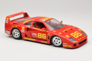 Ferrari F40 LM #86 Ch. Pozzi IMSA 24 Hours of Le Mans 1985 Rojo Bburago 1:18 3332-P6 Metal - imagen 6 de 8