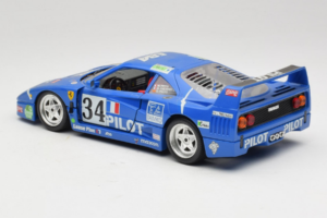 Ferrari F40 #34 M. Ferte / Thavenin / Palau Pilot Azul 1987 Bburago 1:18 3032-B1 Metal - imagen 7 de 8