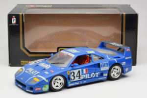 Ferrari F40 #34 M. Ferte / Thavenin / Palau Pilot Azul 1987 Bburago 1:18 3032-B1 Metal - imagen 8 de 8