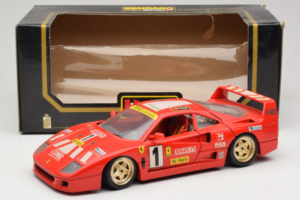 Ferrari F40 Pirelli Agip #1 Ferrari Club Italia Rojo Bburago 1:18 3032-P2 Metal - imagen 8 de 8
