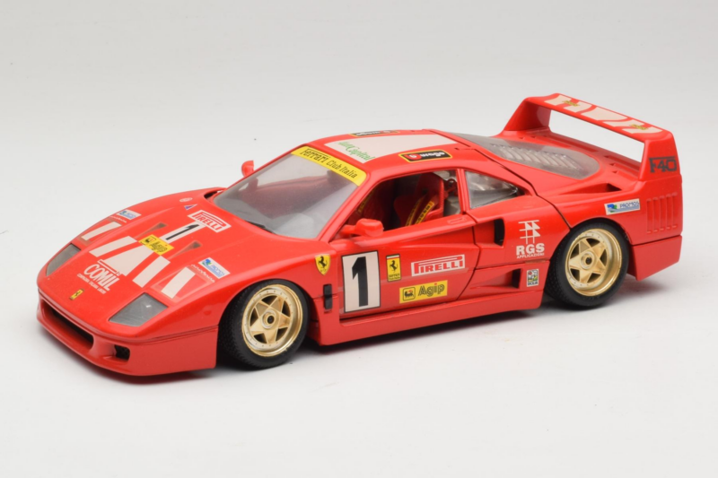 Ferrari F40 Pirelli Agip #1 Ferrari Club Italia Rojo Bburago 1:18 3032-P2 Metal