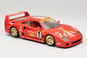 Ferrari F40 Evoluzione #1 Pirelli Agip Rojo con Ruedas Doradas 1992 Bburago 1:18 3042-P2 Metal - imagen 6 de 8