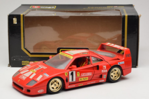 Ferrari F40 Evoluzione #1 Pirelli Agip Rojo con Ruedas Doradas 1992 Bburago 1:18 3042-P2 Metal - imagen 8 de 8