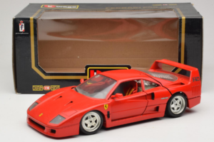 Ferrari F40 Rojo Diamond Edition Bburago 1:18 3022-P1 Metal - imagen 8 de 8
