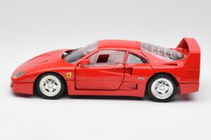Ferrari F40 Rojo Hot Wheels 1:18 23911 Metal - imagen 4 de 8