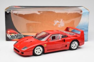 Ferrari F40 Rojo Hot Wheels 1:18 23911 Metal - imagen 8 de 8