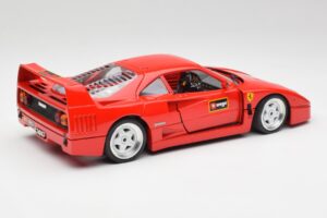 Ferrari F40 Rojo Bburago 1:18 3332 Metal - imagen 3 de 8