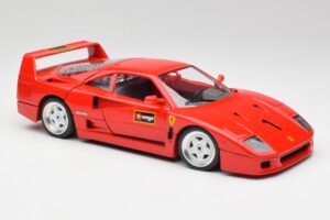 Ferrari F40 Rojo Bburago 1:18 3332 Metal - imagen 6 de 8
