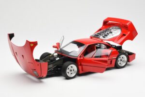 Ferrari F40 Rojo Kyosho 1:18 08416R2 Metal - imagen 2 de 10