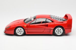 Ferrari F40 Rojo Kyosho 1:18 08416R2 Metal - imagen 6 de 10
