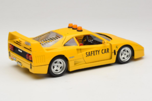 Ferrari F40 Safety Car Amarillo Bburago 1:18 3032-Y2 Metal - imagen 3 de 8