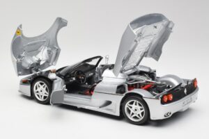 Ferrari F50 Descapotable Plata Bburago 1:18 3372 Metal - imagen 5 de 8