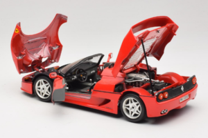 Ferrari F50 Descapotable 50 Jahre Ferrari 24 Jahre Bburago FMC Rojo Bburago 1:18 3352-P1 Metal - imagen 5 de 8