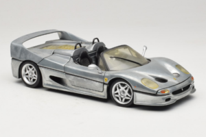 Ferrari F50 Descapotable Chrome Silver Edición Limitada Hot Wheels 1:18 25741 Metal - imagen 6 de 8