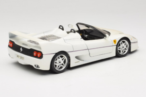 Ferrari F50 Descapotable Blanco Bburago 1:18 3352-W1 Metal - imagen 3 de 8