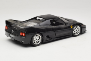 Ferrari F50 Coupé Negro Bburago 1:18 3372-B1 Metal - imagen 3 de 8