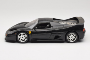 Ferrari F50 Coupé Negro Bburago 1:18 3372-B1 Metal - imagen 4 de 8
